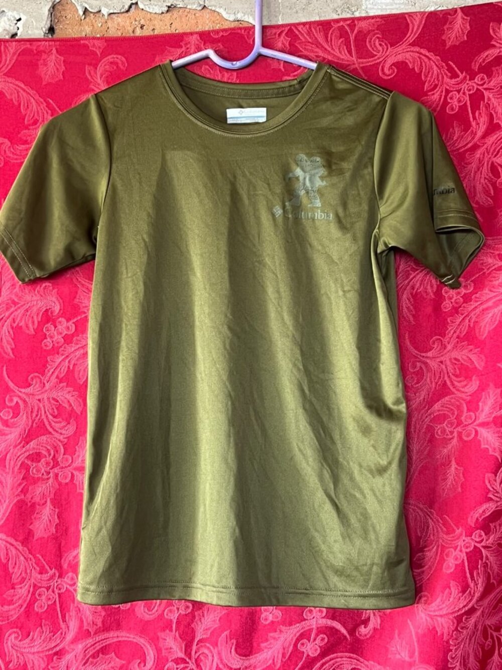 Columbia Boys Olive Green Short Sleeve Active Performance Shirt Size Medium10/12